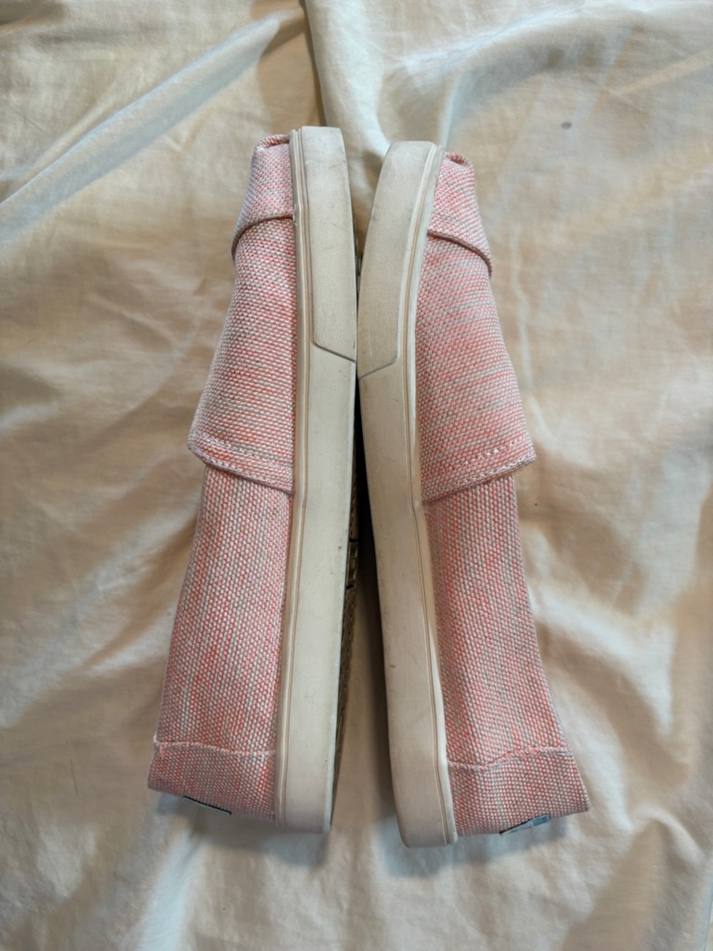 TOMS Women’s Slip-On Canvas Shoes in Light Pink/orange - Picture 3 of 6